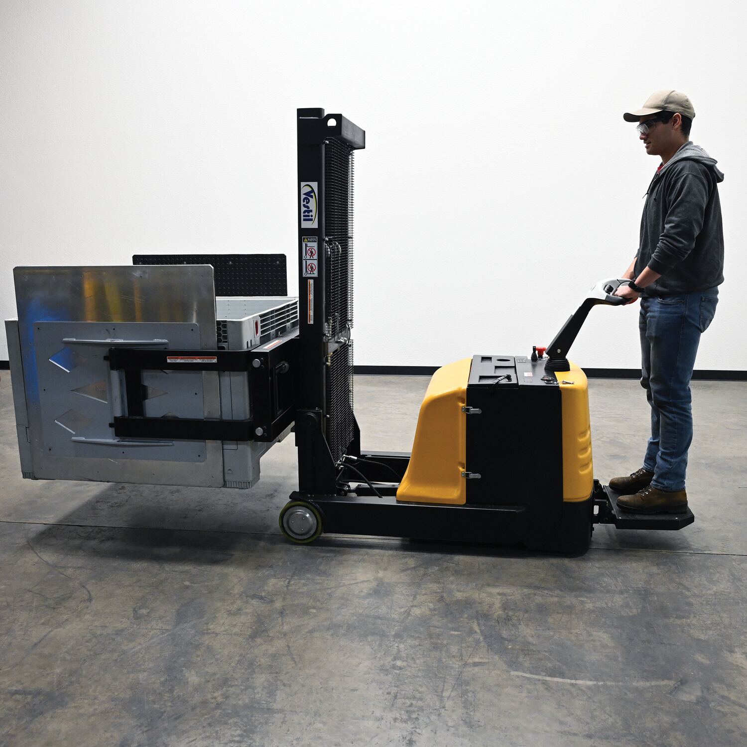 Vestil Counter Balanced Powered 27 In. - 51 In. Bale Clamp Lifter 800 Lb. Capacity Black/Yellow